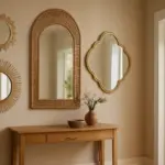 Specchiere decorative artigianali per l’ingresso: uno stratagemma per ampliare visivamente gli ambienti